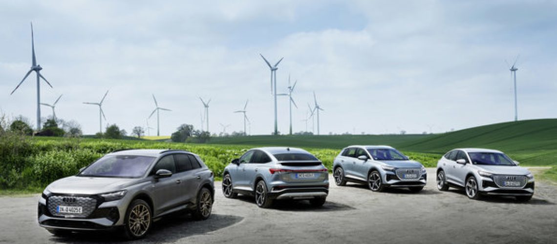 Audi Q4 50 e-tron quattro Edition One, Audi Q4 Sportback 50 e-tr Colour: Typhoon gray, Geyser blue, Florett silver