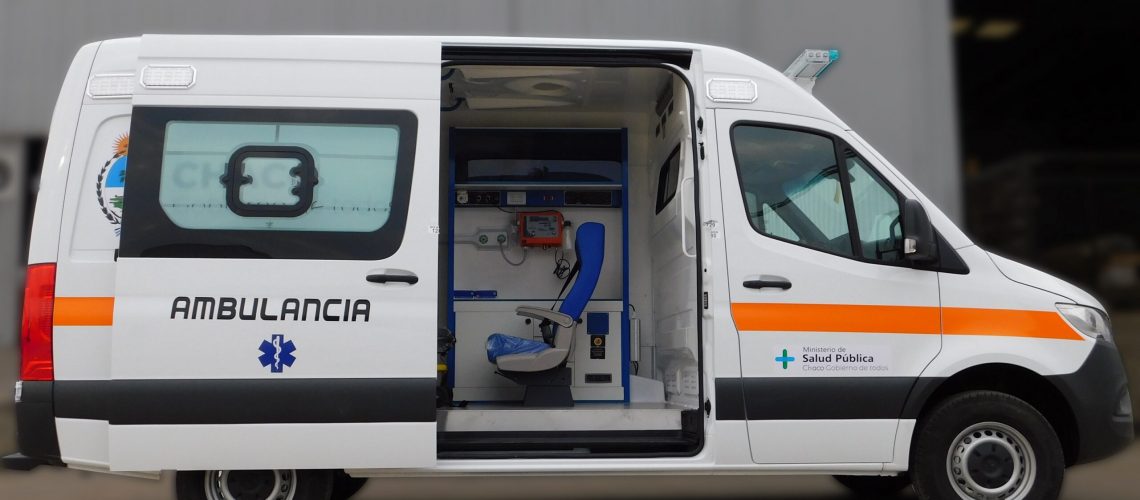 Entrega de unidades Sprinter ambulancia a Chaco. Foto 2